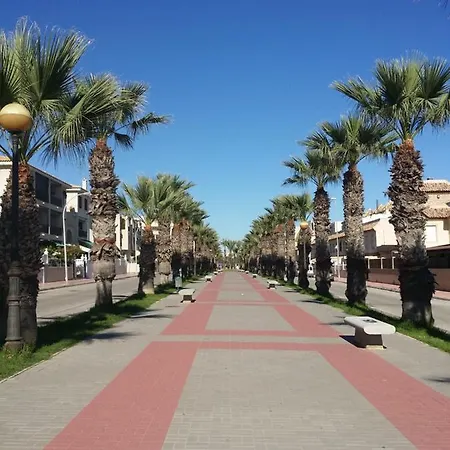 Playa 2 Parking Apartment